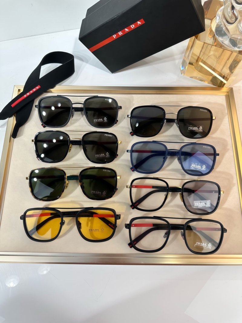 RAY BAN